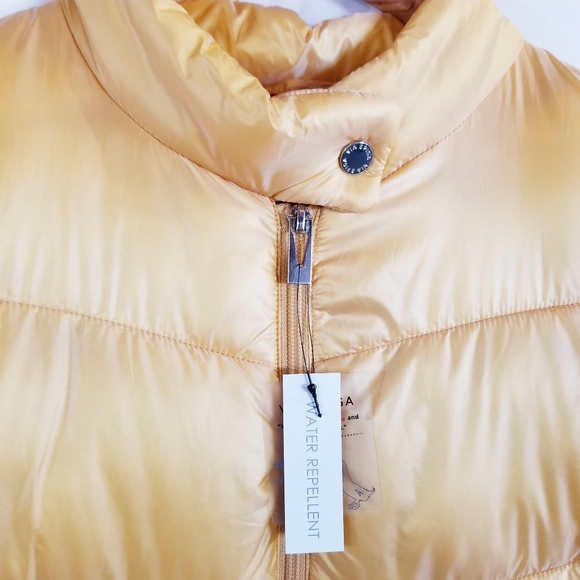 VIA SPIGA Gold Puffer Jacket - Picture 9 of 16